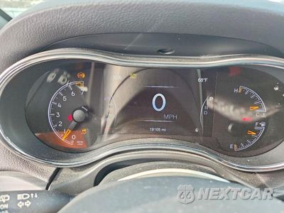 Zdjęcie 9 z 14 samochodu: 2019 JEEP GRAND CHEROKEE LIMITED VIN:1C4RJFBG7KC661771 - miniatura