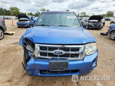 Piąte zdjęcie samochodu w środku: 2010 FORD ESCAPE XLT VIN:1FMCU9DG5AKB10279 - miniatura