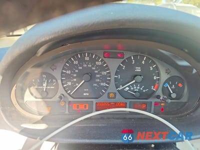 Zdjęcie 9 z 12 samochodu: 2003 BMW 325 XI VIN:WBAEU33473PM57634 - miniatura