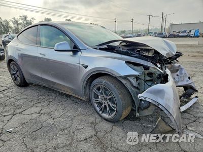 Czwarte zdjęcie samochodu z boku: 2025 TESLA MODEL Y VIN:7SAYGDED1SF271898 - miniatura