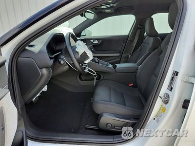 Zdjęcie 7 z 12 samochodu: 2023 POLESTAR 2 VIN:YSMED3KA2PL122972 - miniatura