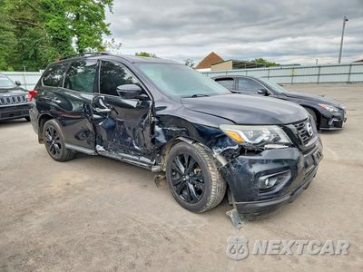 Czwarte zdjęcie samochodu z boku: 2018 NISSAN PATHFINDER SL VIN:5N1DR2MM2JC647611 - miniatura