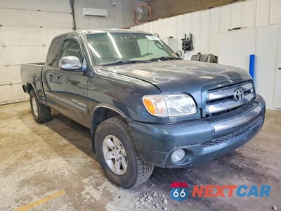 Czwarte zdjęcie samochodu z boku: 2005 TOYOTA TUNDRA ACCESS CAB SR5 VIN:5TBBT44145S463735 - miniatura