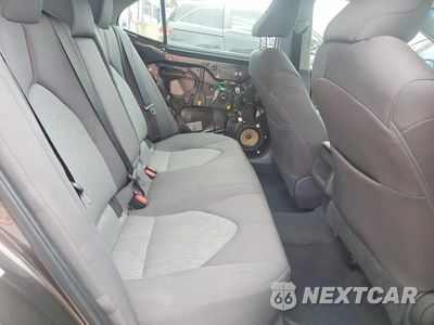 Zdjęcie 10 z 13 samochodu: 2018 TOYOTA CAMRY LE VIN:4T1B11HK9JU530782 - miniatura