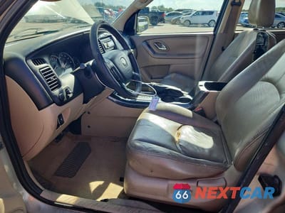 Zdjęcie 7 z 14 samochodu: 2005 MAZDA TRIBUTE S VIN:4F2YZ06155KM41529 - miniatura