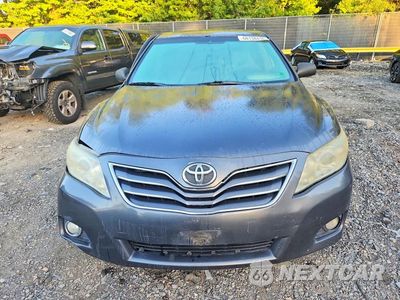Piąte zdjęcie samochodu w środku: 2011 TOYOTA CAMRY XLE VIN:4T1BF3EK5BU224651 - miniatura