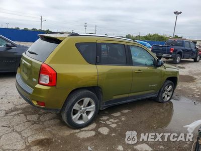 Trzecie zdjęcie samochodu z tyłu: 2012 JEEP COMPASS LATITUDE VIN:1C4NJCEA1CD579213 - miniatura
