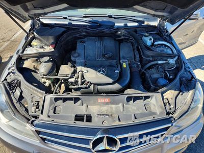 Zdjęcie 11 z 12 samochodu: 2014 MERCEDES-BENZ C 250 VIN:WDDGF4HB6EG240037 - miniatura