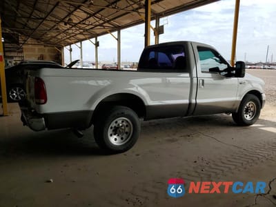 Trzecie zdjęcie samochodu z tyłu: 2001 FORD F250 SUPER DUTY VIN:3FTNF20L01MA55881 - miniatura
