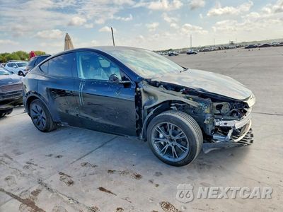 Czwarte zdjęcie samochodu z boku: 2025 TESLA MODEL Y VIN:7SAYGDEDXSA341380 - miniatura
