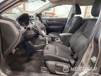 Zdjęcie 7 z 14 samochodu: 2018 NISSAN ROGUE S VIN:KNMAT2MV7JP543903 - miniatura