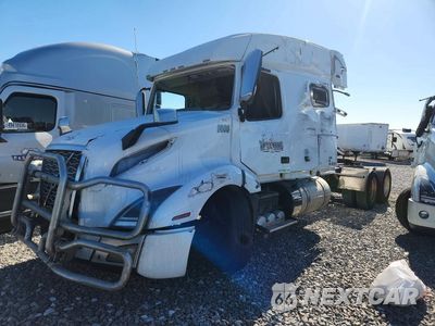 2021 VOLVO VNL SEMI TRUCK 4V4NC9EHXMN278076 - główne zdjęcie licytacji z USA - miniatura