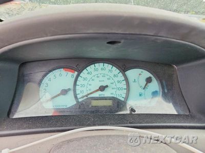 Zdjęcie 9 z 12 samochodu: 2003 TOYOTA COROLLA LE VIN:JTDBR32E630041908 - miniatura