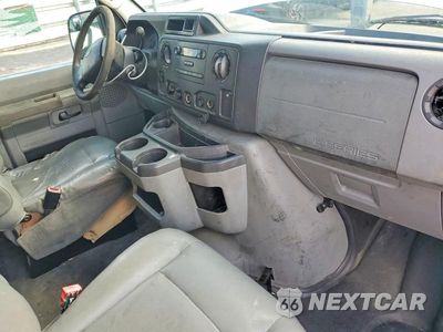 Zdjęcie 8 z 12 samochodu: 2012 FORD E 250 DELIVERY VAN VIN:1FTNS2EW5CDA10397 - miniatura