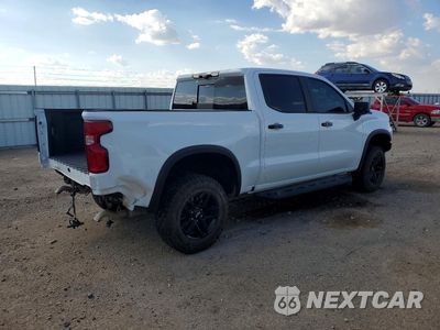 Trzecie zdjęcie samochodu z tyłu: 2023 CHEVROLET SILVERADO K1500 ZR2 VIN:3GCUDHEL7PG358497 - miniatura