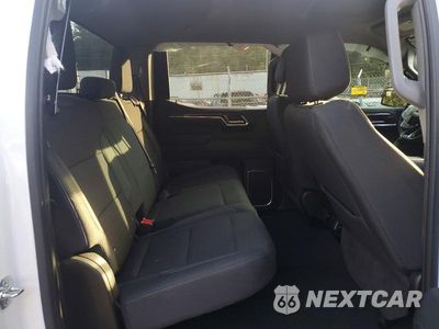 Zdjęcie 10 z 12 samochodu: 2025 CHEVROLET SILVERADO K1500 RST VIN:1GCPKEEK1SZ329935 - miniatura