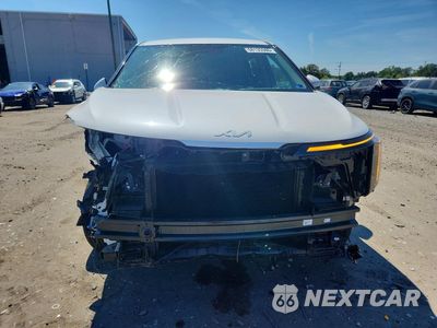 Piąte zdjęcie samochodu w środku: 2026 KIA CARNIVAL LX VIN:KNDNB5K31T6625268 - miniatura