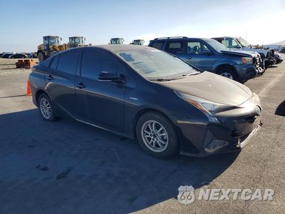 Czwarte zdjęcie samochodu z boku: 2018 TOYOTA PRIUS TWO VIN:JTDKBRFU5J3066013 - miniatura