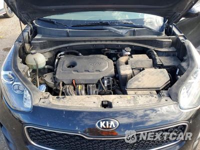 Zdjęcie 11 z 12 samochodu: 2017 KIA SPORTAGE LX VIN:KNDPM3AC4H7223755 - miniatura