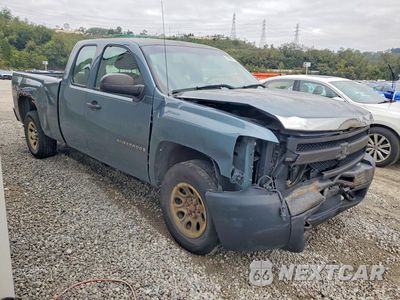 Czwarte zdjęcie samochodu z boku: 2009 CHEVROLET SILVERADO K1500 VIN:1GCEK19039Z257798 - miniatura
