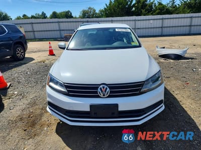 Piąte zdjęcie samochodu w środku: 2017 VOLKSWAGEN JETTA S VIN:3VW2B7AJ1HM314166 - miniatura