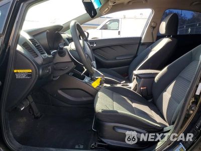 Zdjęcie 7 z 12 samochodu: 2014 KIA FORTE LX VIN:KNAFX4A66E5101499 - miniatura