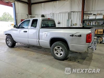 Drugie zdjęcie samochodu z przodu: 2005 DODGE DAKOTA SLT VIN:1D7HW42N05S315500 - miniatura