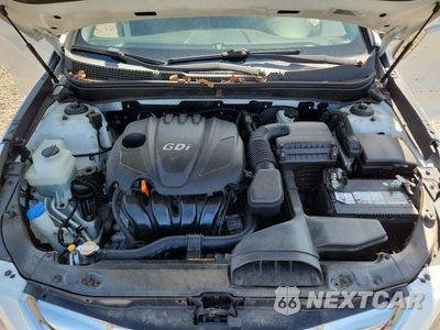 Zdjęcie 11 z 12 samochodu: 2011 HYUNDAI SONATA SE VIN:5NPEC4ACXBH121718 - miniatura