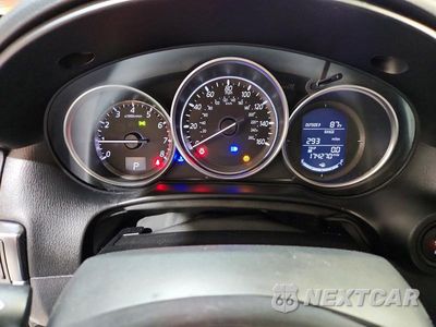 Zdjęcie 9 z 13 samochodu: 2016 MAZDA CX-5 GT VIN:JM3KE4DY9G0898004 - miniatura