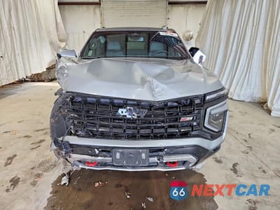Piąte zdjęcie samochodu w środku: 2025 CHEVROLET SUBURBAN K1500 Z71 VIN:1GNS6DRDXSR244488 - miniatura