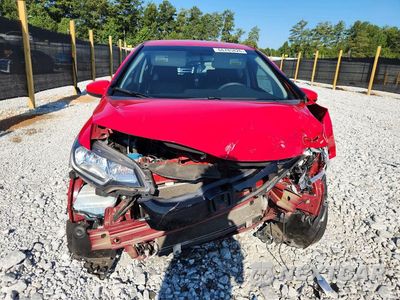 Piąte zdjęcie samochodu w środku: 2015 HONDA FIT LX VIN:3HGGK5G5XFM733672 - miniatura