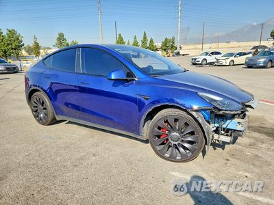 Czwarte zdjęcie samochodu z boku: 2022 TESLA MODEL Y VIN:7SAYGDEF9NF501547 - miniatura