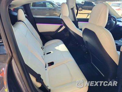Zdjęcie 10 z 13 samochodu: 2021 TESLA MODEL Y VIN:5YJYGDEE8MF263001 - miniatura