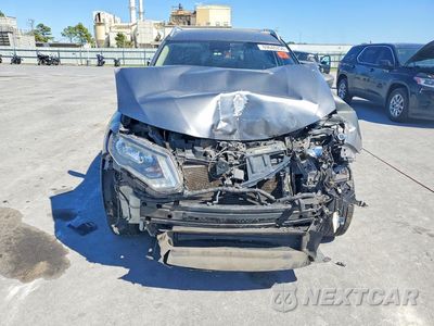 Piąte zdjęcie samochodu w środku: 2019 NISSAN ROGUE SV VIN:KNMAT2MT1KP554749 - miniatura