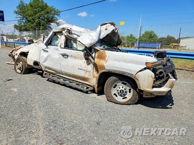 Czwarte zdjęcie samochodu z boku: 2020 CHEVROLET SILVERADO K2500 HEAVY DUTY VIN:1GC1YLE79LF306197 - miniatura