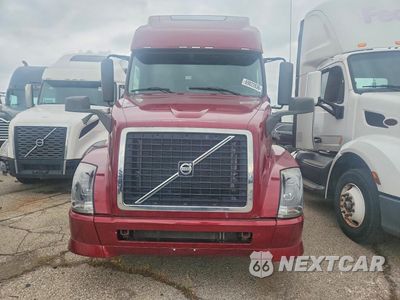 Piąte zdjęcie samochodu w środku: 2012 VOLVO VNL SEMI TRUCK VIN:4V4NC9TH5CN554116 - miniatura