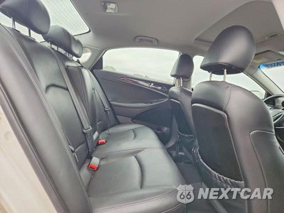 Zdjęcie 10 z 12 samochodu: 2013 HYUNDAI SONATA LIMITED VIN:5NPEC4AC8DH718868 - miniatura