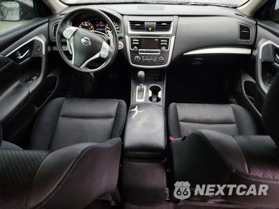 Zdjęcie 8 z 12 samochodu: 2016 NISSAN ALTIMA 3.5 SR VIN:1N4BL3AP6GC224191 - miniatura