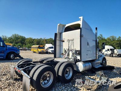 Trzecie zdjęcie samochodu z tyłu: 2020 PETERBILT 579 - SEMI TRUCK VIN:1XPBDP9X5LD646233 - miniatura