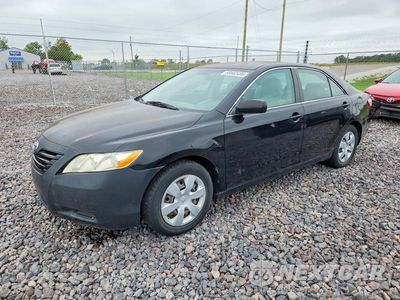 2007 TOYOTA CAMRY LE 4T1BE46K47U602943 - główne zdjęcie licytacji z USA - miniatura