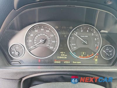 Zdjęcie 9 z 12 samochodu: 2013 BMW 328 XI SULEV VIN:WBA3B5C55DF598453 - miniatura