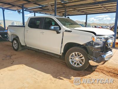 Czwarte zdjęcie samochodu z boku: 2026 CHEVROLET SILVERADO K1500 LT VIN:3GCUKDED7TG330796 - miniatura