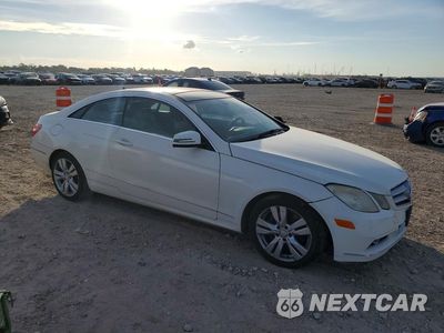 Czwarte zdjęcie samochodu z boku: 2010 MERCEDES-BENZ E 350 VIN:WDDKJ5GB5AF037110 - miniatura
