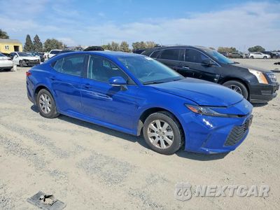 Czwarte zdjęcie samochodu z boku: 2025 TOYOTA CAMRY LE VIN:4T1DBADK6SU034724 - miniatura