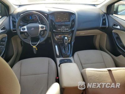 Zdjęcie 8 z 13 samochodu: 2012 FORD FOCUS BEV VIN:1FAHP3R48CL411533 - miniatura