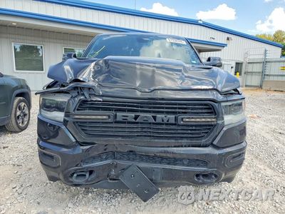 Piąte zdjęcie samochodu w środku: 2020 RAM 1500 LARAMIE VIN:1C6SRFJT3LN383182 - miniatura