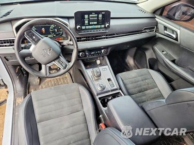 Zdjęcie 8 z 13 samochodu: 2025 MITSUBISHI OUTLANDER SE VIN:JA4T5VA97SZ049259 - miniatura