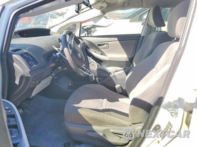 Zdjęcie 7 z 12 samochodu: 2014 TOYOTA PRIUS TWO VIN:JTDKN3DU8E1856723 - miniatura