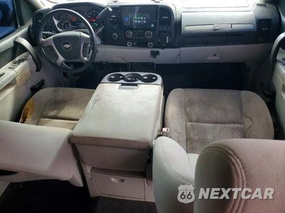 Zdjęcie 8 z 13 samochodu: 2010 CHEVROLET SILVERADO K1500 LT VIN:3GCRKSE33AG151556 - miniatura