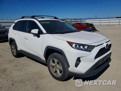 Czwarte zdjęcie samochodu z boku: 2019 TOYOTA RAV4 XLE VIN:2T3P1RFV9KC013557 - miniatura